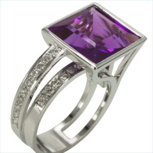 bague géo améthyste et diamants or blanc palladié