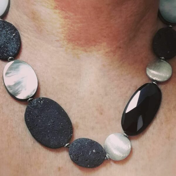 COLLIER 2 SHADES OF GREY : LAVE - NACRE - ONYX SUR ARGENT 925 – Image 2