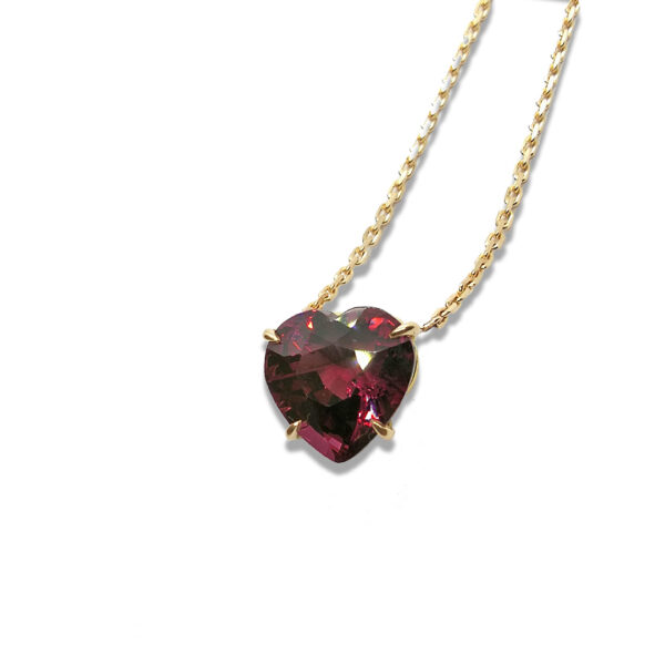 COLLIER COEUR RHODOLITE AAA 4.54 CARATS CHATON OR JAUNE 18 CARATS FAIT MAIN