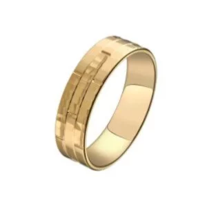 bague alliance or jaune 18 carats large design poli et martelée. Cherbourg.
