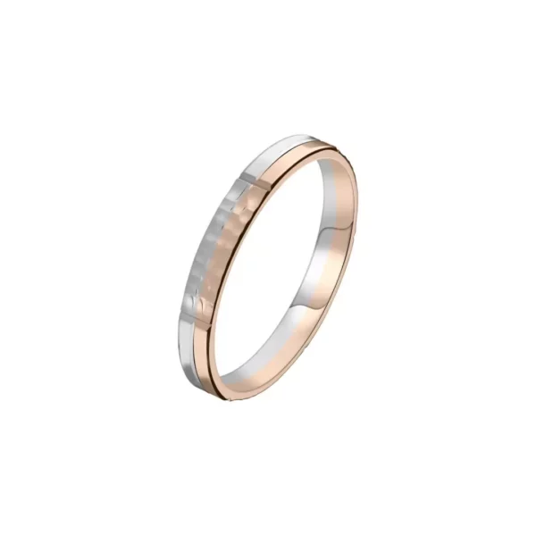 bague alliance or jaune 18 carats large design poli et martelée. Cherbourg. – Image 3