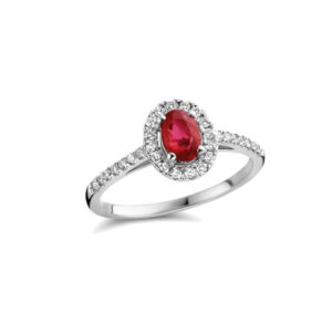 Bague rubis entourage et descente diamants, or blanc 18 carats 750/000ème