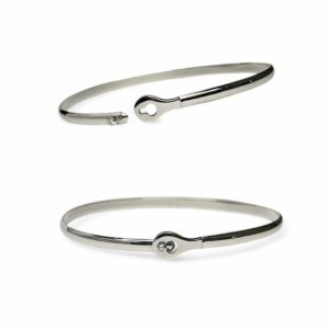 Bracelet 1/2 jonc ouvrant or blanc 18 carats 750/000 et diamant